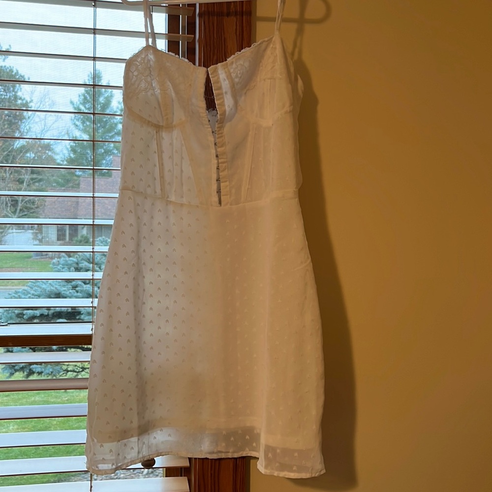 Pacsun white corset lace dress never worn!
